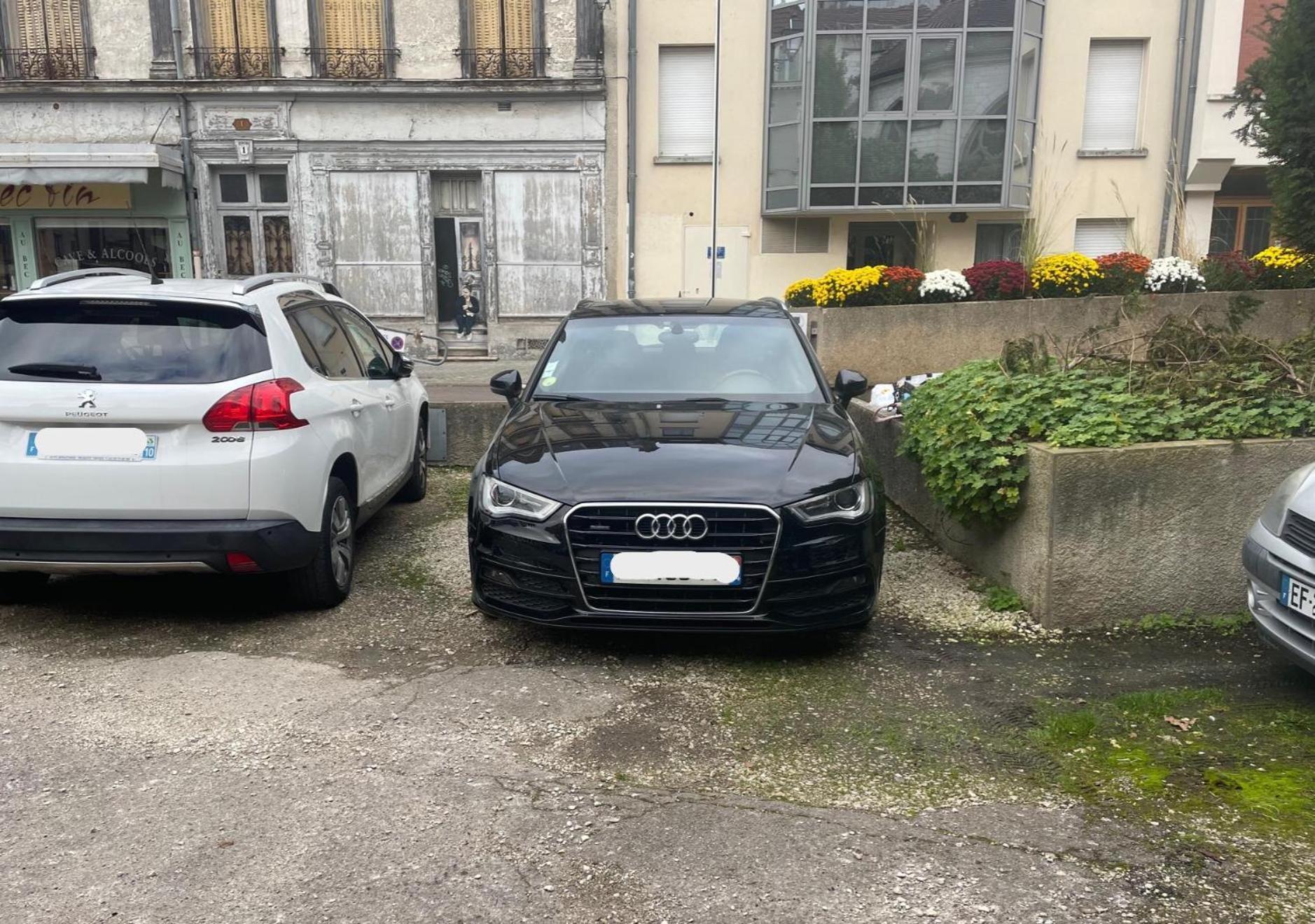 Saint-Remy Apartment Troyes Bagian luar foto