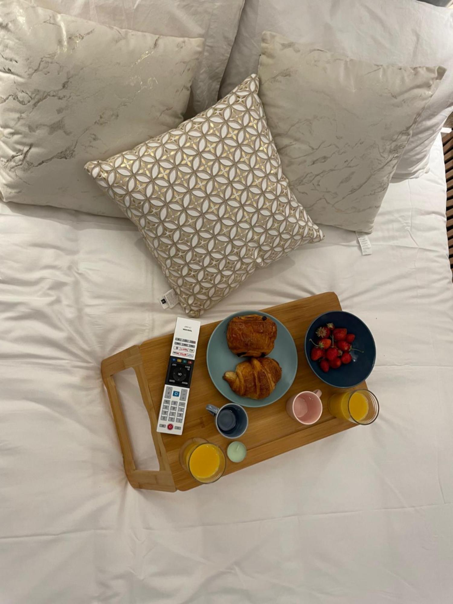 Saint-Remy Apartment Troyes Bagian luar foto